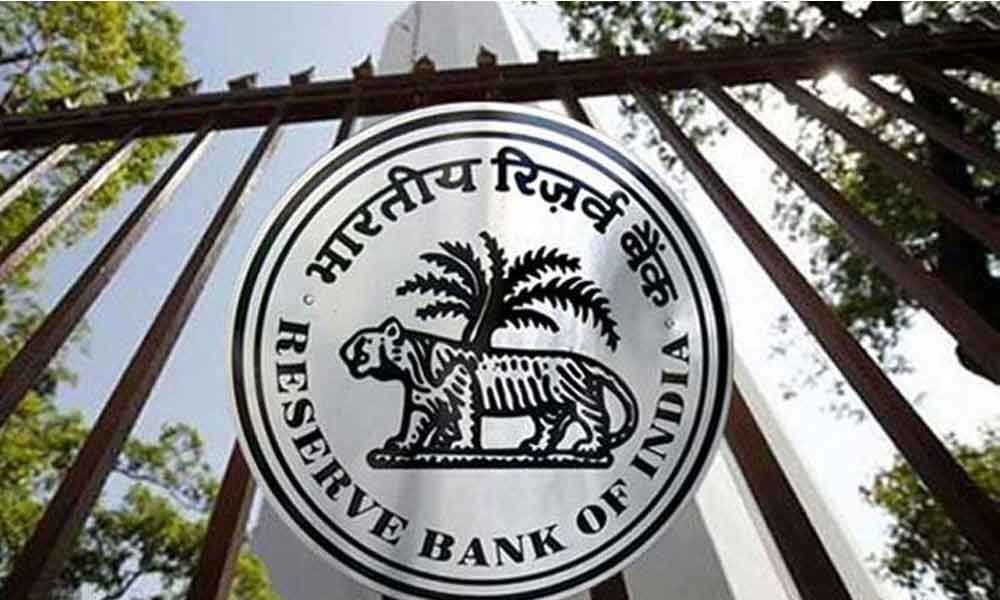 RBI pushes countrys economy to crisis