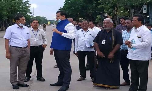 PK Swain inspects Guntur Mirchi Yard