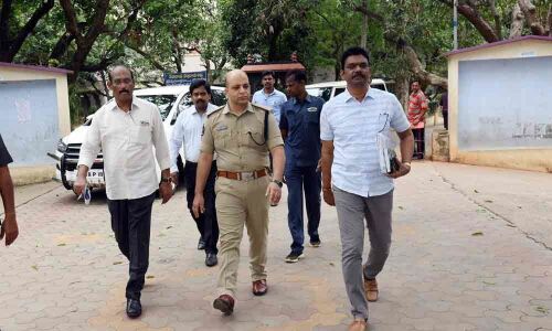 SP Adanan Nayeem Asmi inspects exam centres in Kakinada