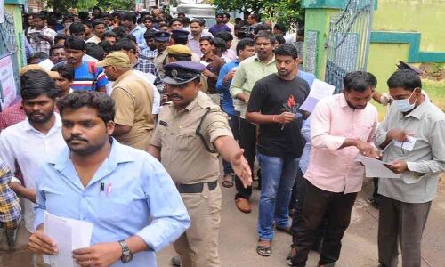 Exams begin to fill 1.27 lakh village/ward secretariat posts