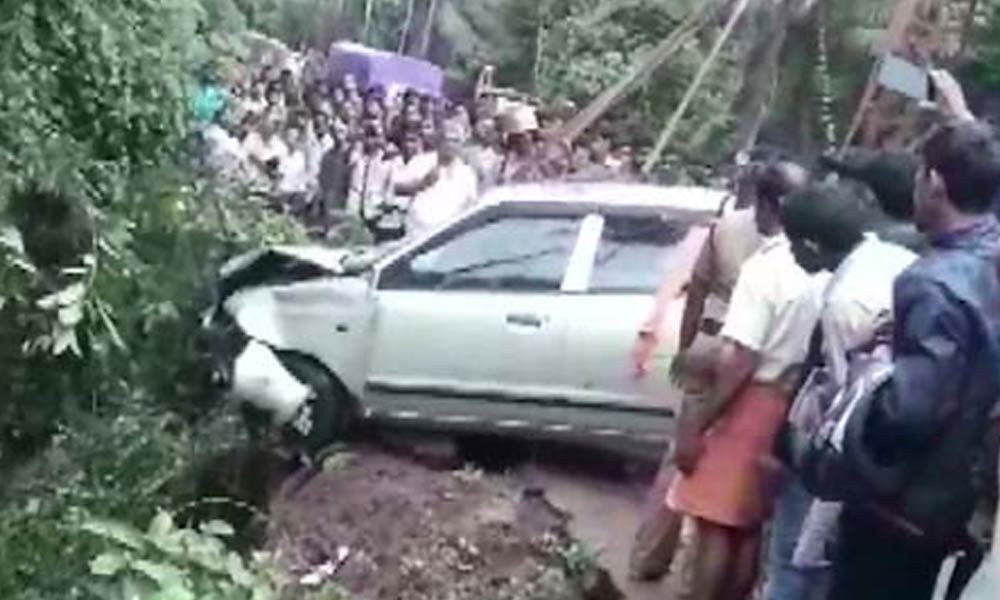 Karnataka: 4 killed in fatal road accident on Mysore road