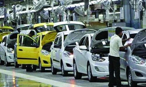 Major automobile manufacturers report sharp decline in August sales