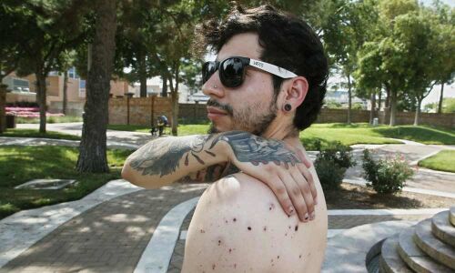 Police say no explanation yet for Texas shooting frenzy