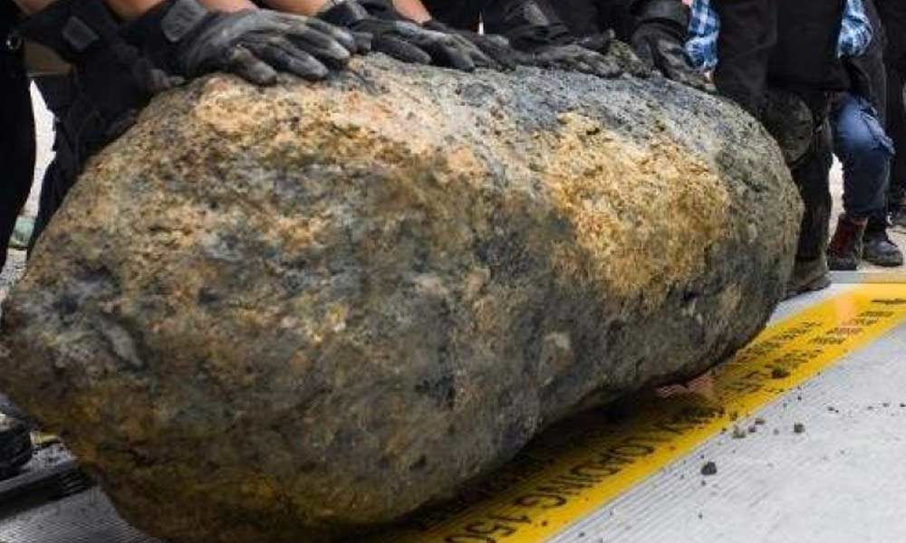 World War II bomb defused, Germanys Hanover cleared for security