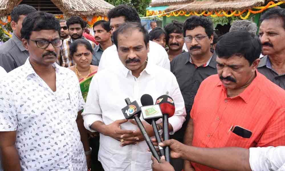 Coconut Research Centre to come up in  East Godavari