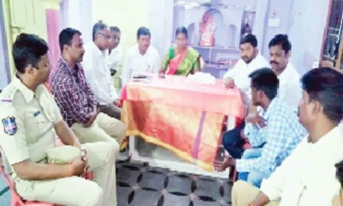 Officials told to speed up road extension