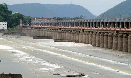 Prakasam Barrage receives floodwater in Vijayawada