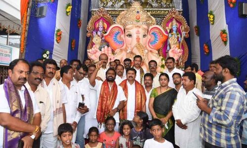 Ganesh Chathurthi festival kickstarts on a grand note in Mahbubnagar