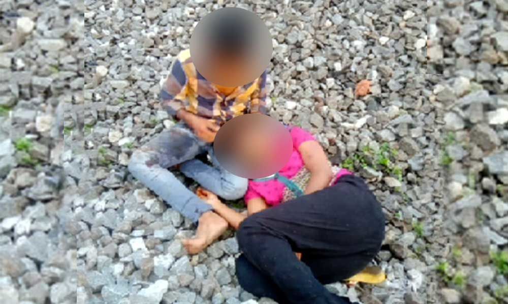 Lovers jumped from moving train in Vizianagaram district