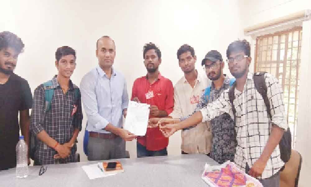 Progressive Democratic Students Union-Vijrumbhana seeks cut in mess deposits
