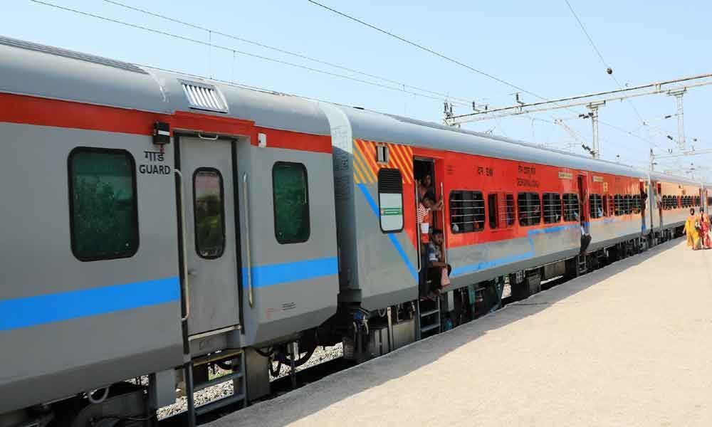 Telangana Express set to don Singareni colours