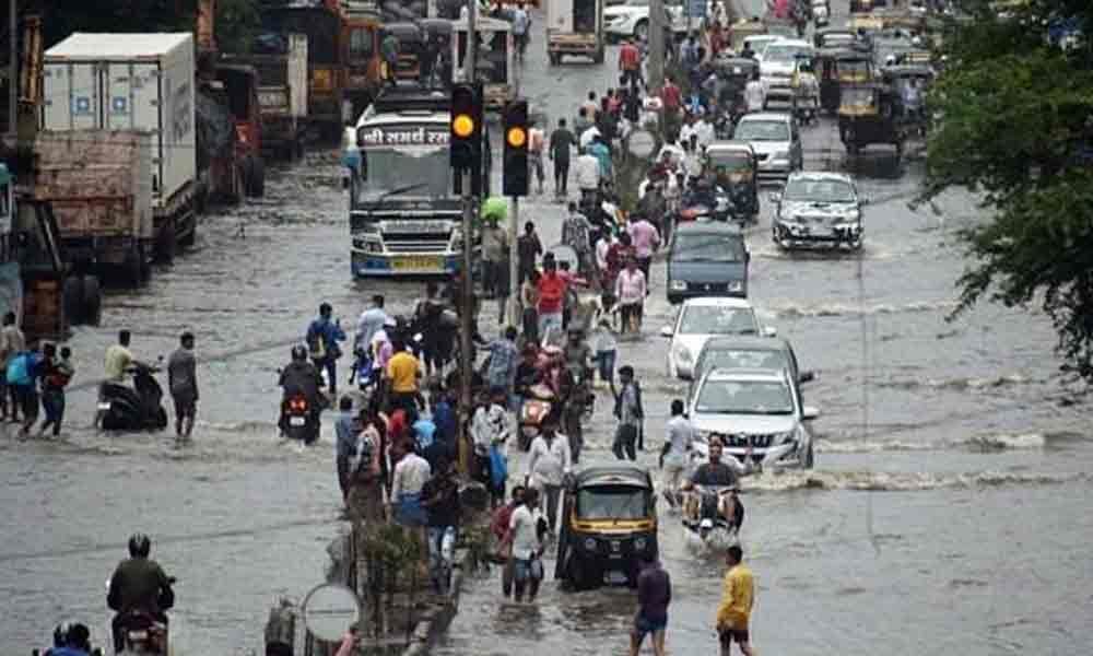 Heavy rains batter Mumbai, schools shut