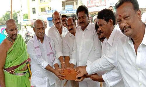 PACS chief lays stone for RO plant at MPP School