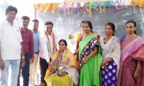 Shalibanda Govt school celebrates Teachers Day grandly
