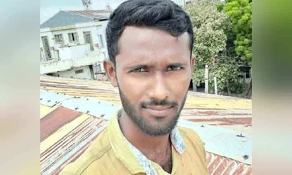 Youngster killed in road accident Hyderabad