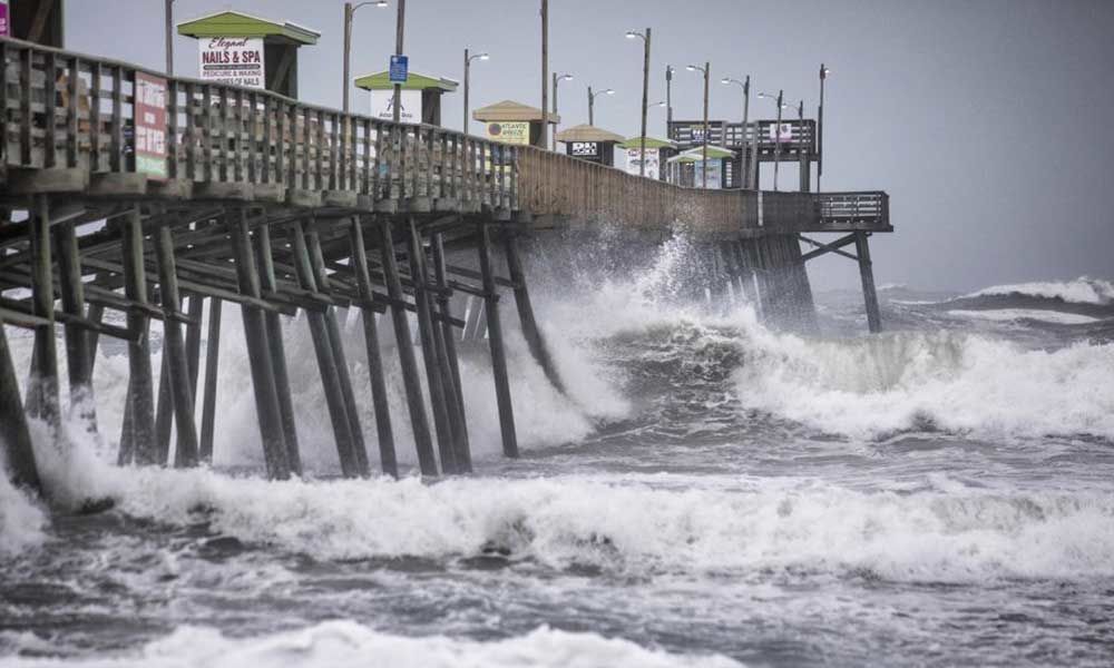 Hurricane Dorian reaches Outer Banks of North Carolina
