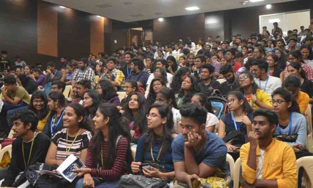 Zenith literature fest underway in Hyderabad