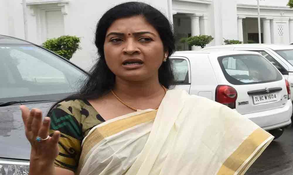 Alka lamba quits AAP to rejoin Congress
