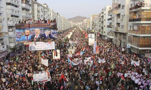 Cracks in Saudi-UAE coalition risk new war in Yemen