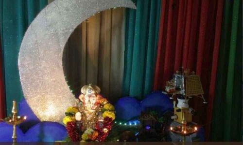 Special prayers for successful Moon landing