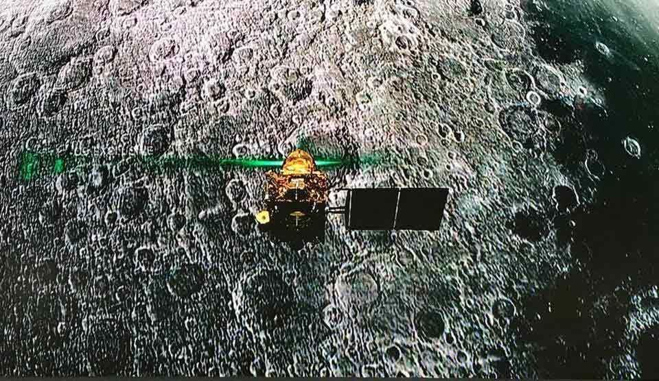 Chandrayaan-2 lander, rover may have been lost after Isro lost contact: Report