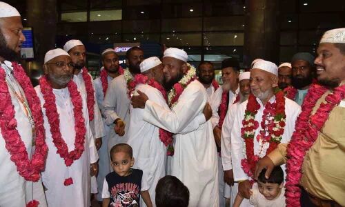 Three batches of Telangana Haj pilgrims return home