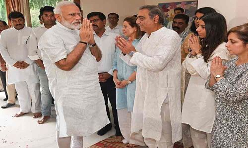 Rich tributes paid to Jethmalani; Prez, PM hail eminent jurist