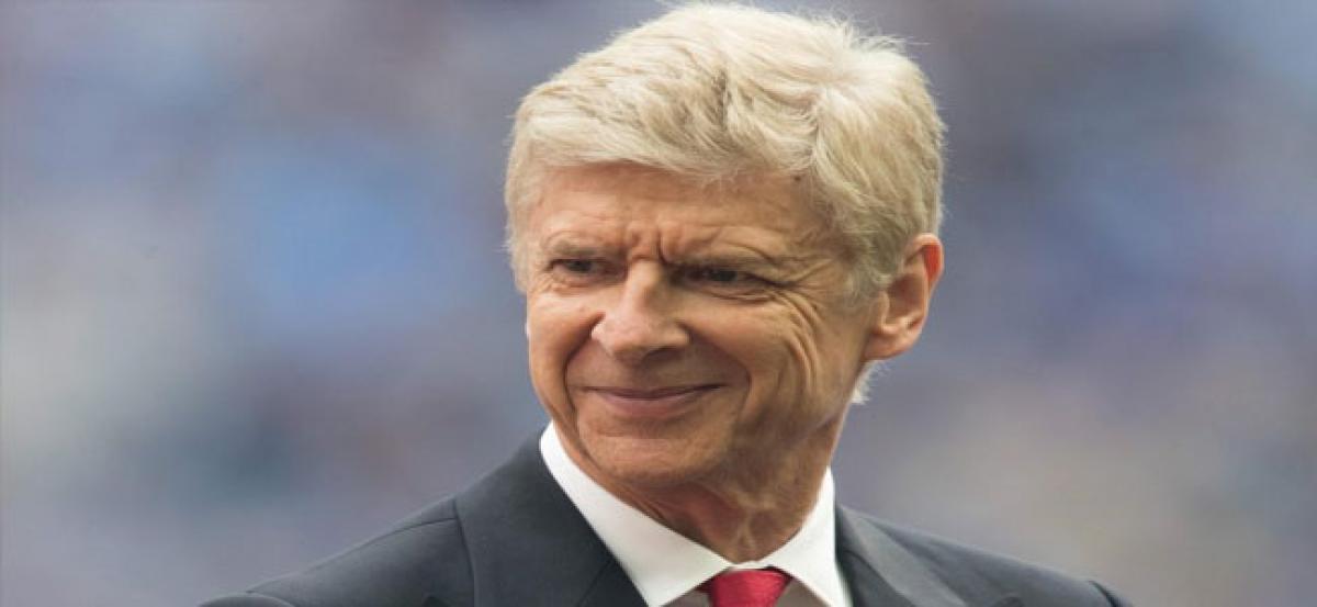 Arsene Wenger to remain with Arsenal