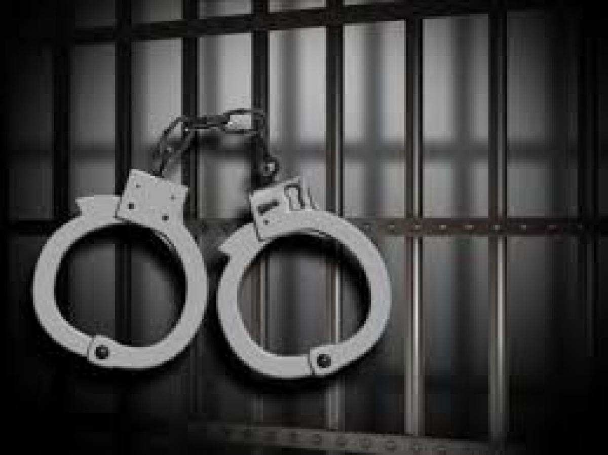 Four persons from Guntur arrested