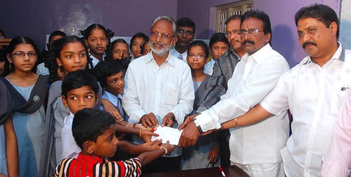 Scholarships distributed by Asha Jyothi foudation 