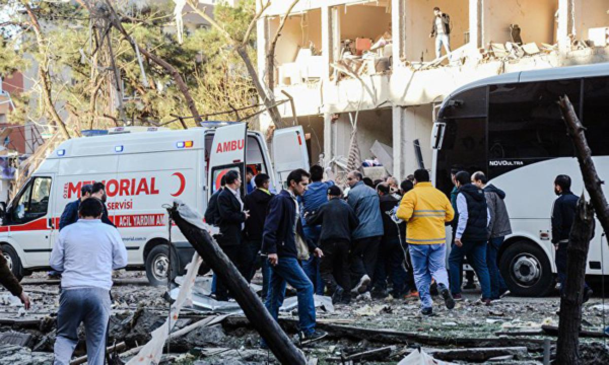 Five people wounded as explosion shakes governors office in Turkey city of Adana