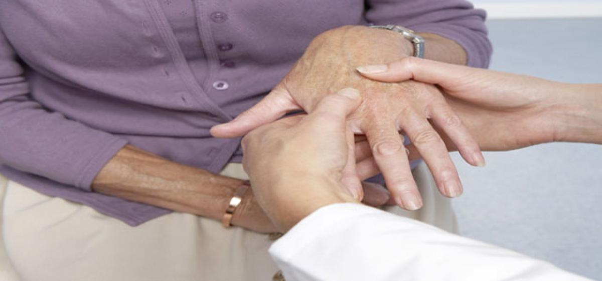 Women three times more likely to develop Rheumatoid Arthritis