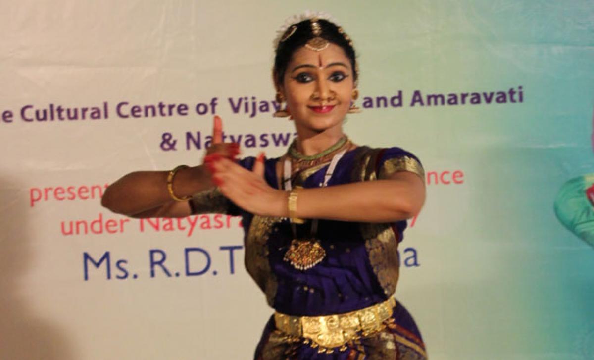 Prathyusha’s Bharathanatyam enthralls audience