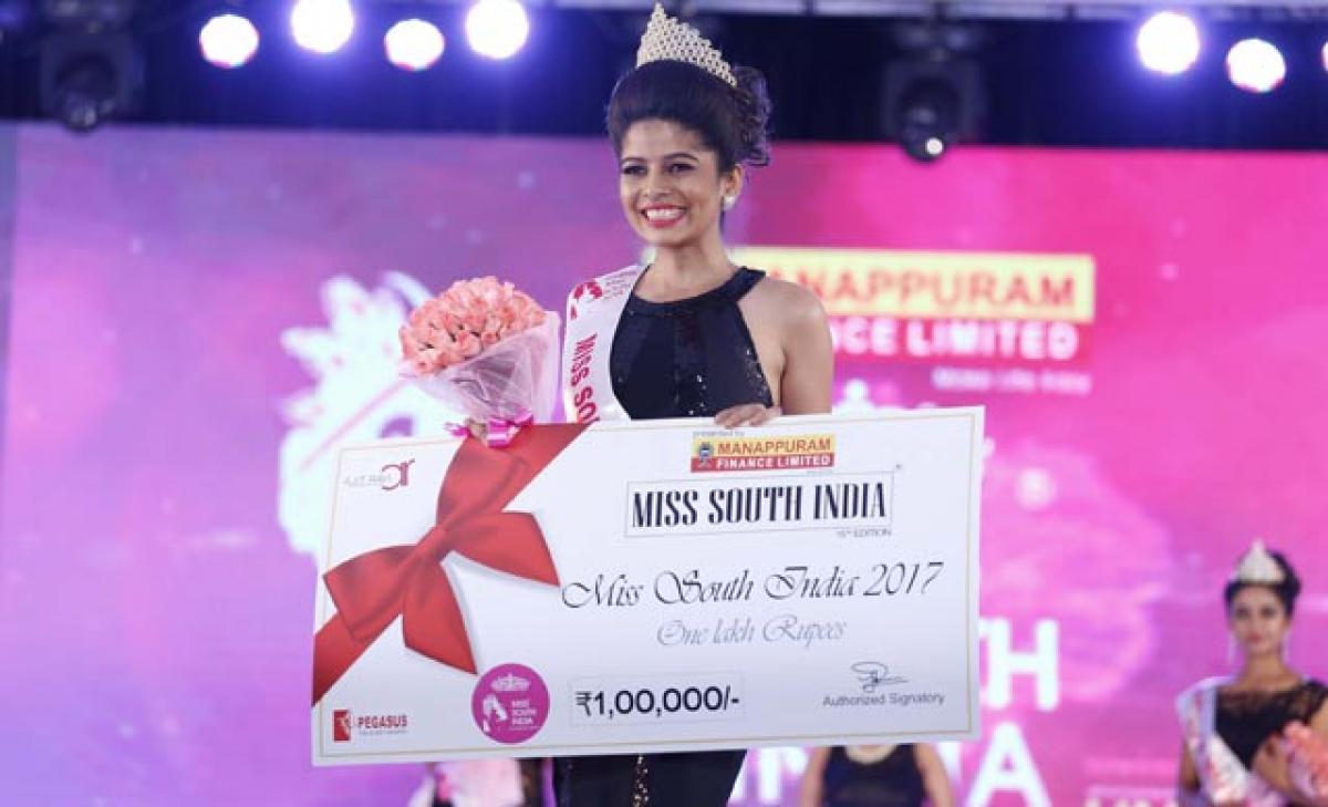 Bavithra B Crowned Manappuram Miss South India