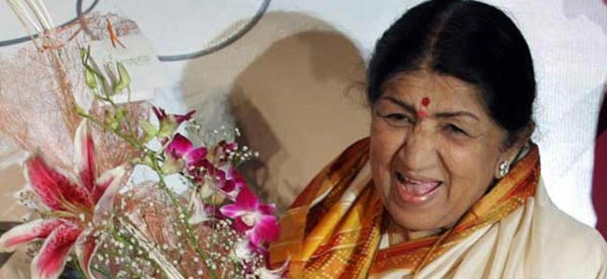 YCMOU confers D.Litt on Lata Mangeshkar