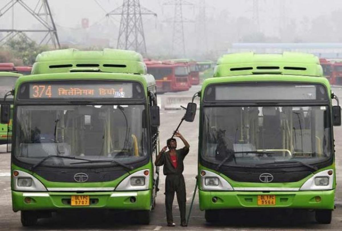 Delhi to rent parking place if it adds to bus fleet