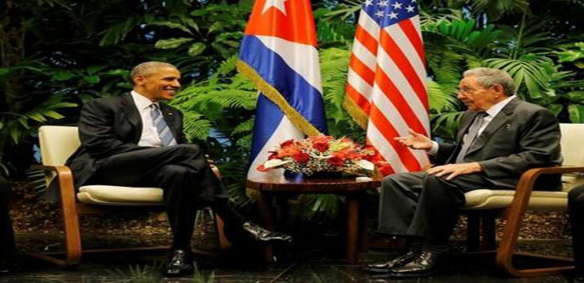 Obama meets Castro in revolutionary Havana