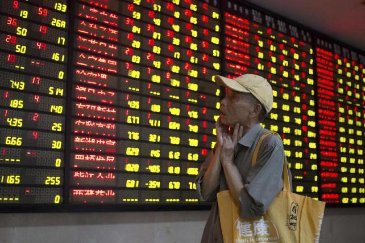 Chinese shares dip over three percent