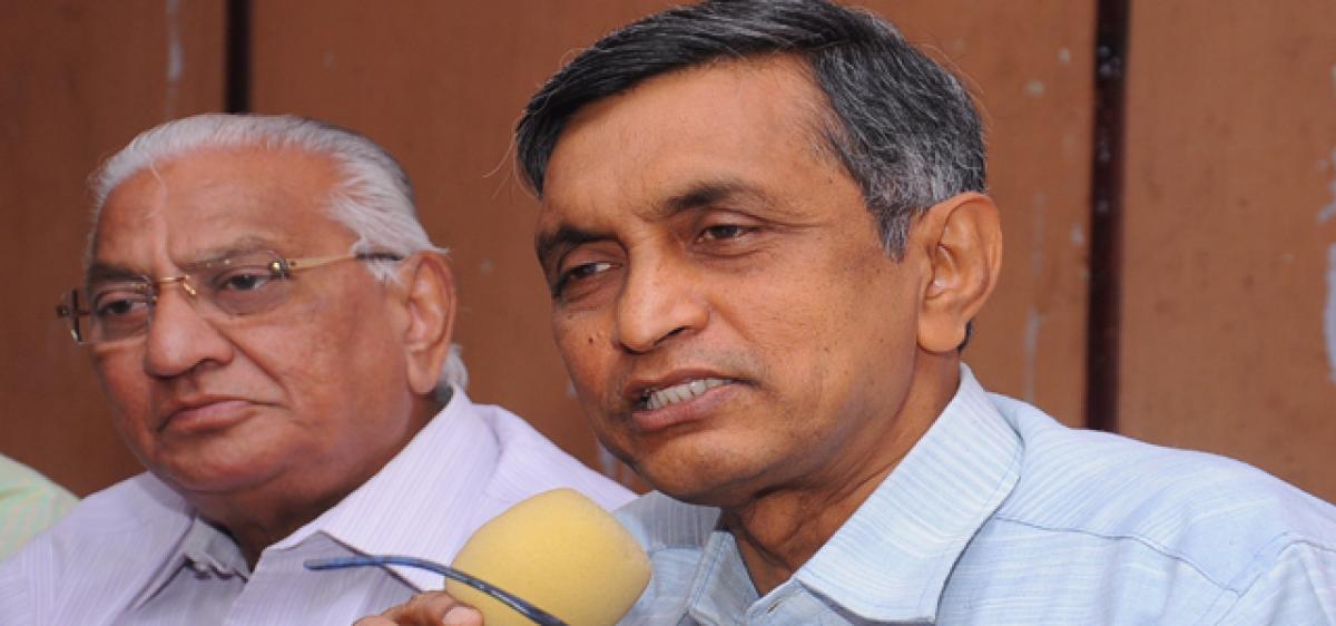 Don’t politicise Polavaram issue: Jayaprakash Narayana