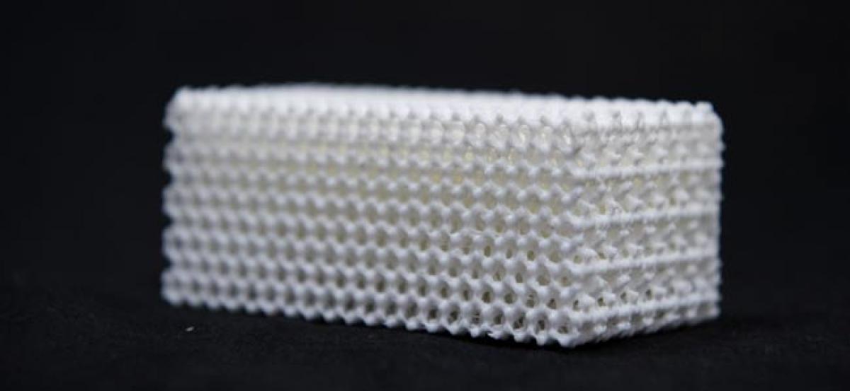 printed bone implant dissolves in the body