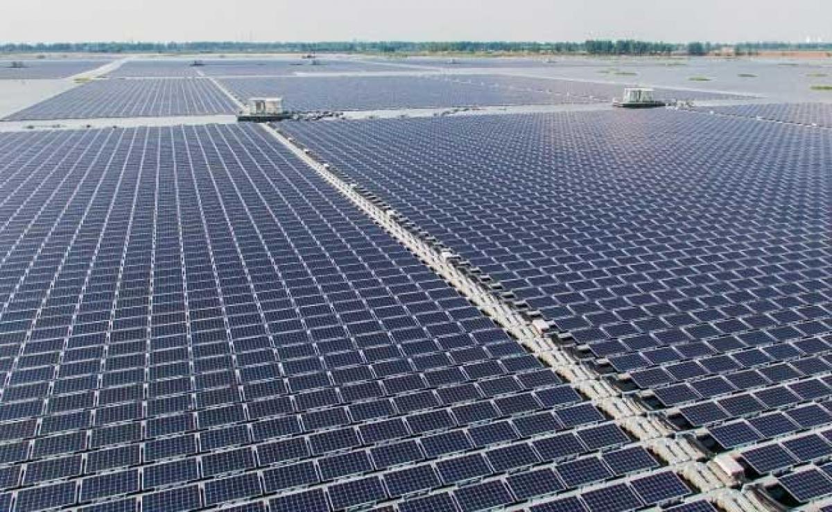 Floating Solar Farm Reflects Chinas Clean Energy Ambitions