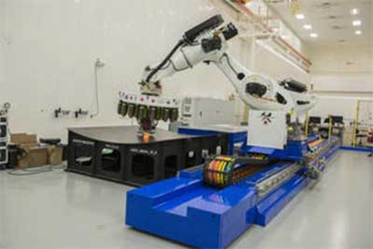 NASA robot building biggest rocket parts for Mars mission