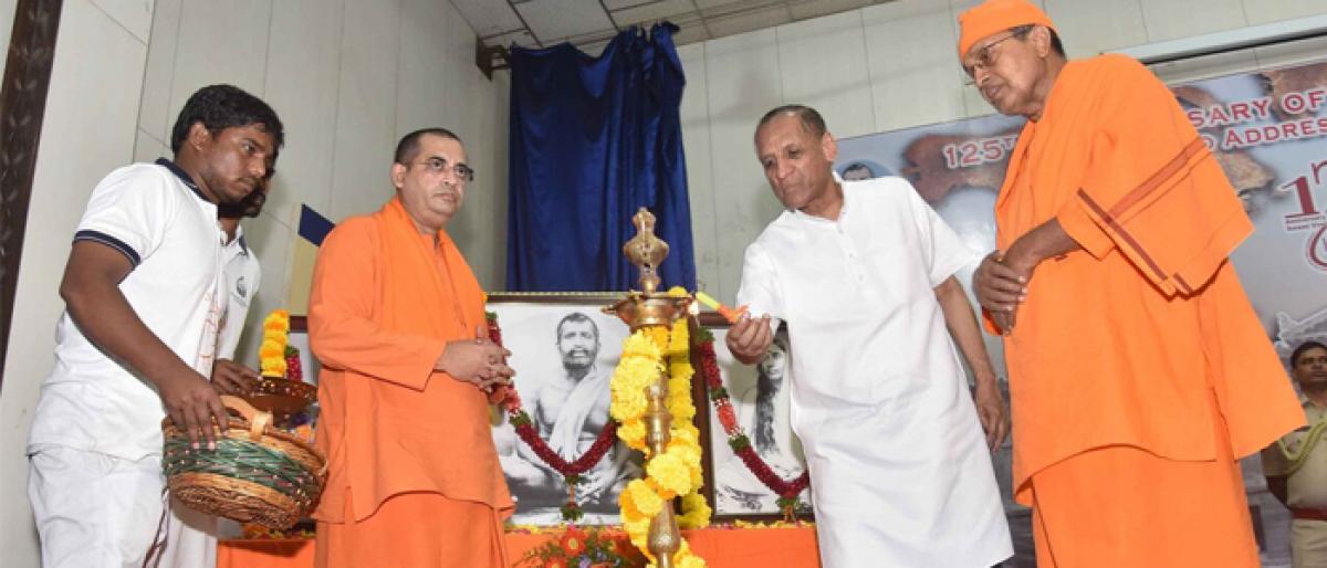 125th Anniversary celebrations of Swami Vivekanandaanniversary celebrations of Swami Vivekanandas Chicago Address