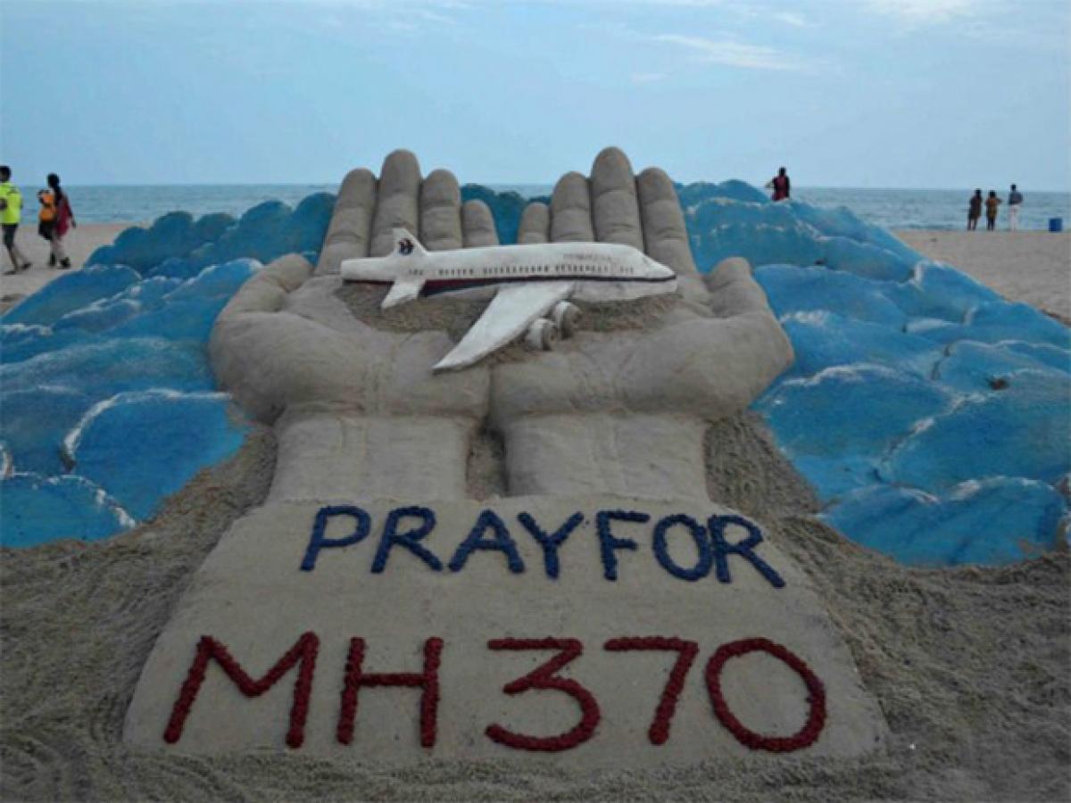 Personal items of MH370 passengers that washed up on Magadascar beach released