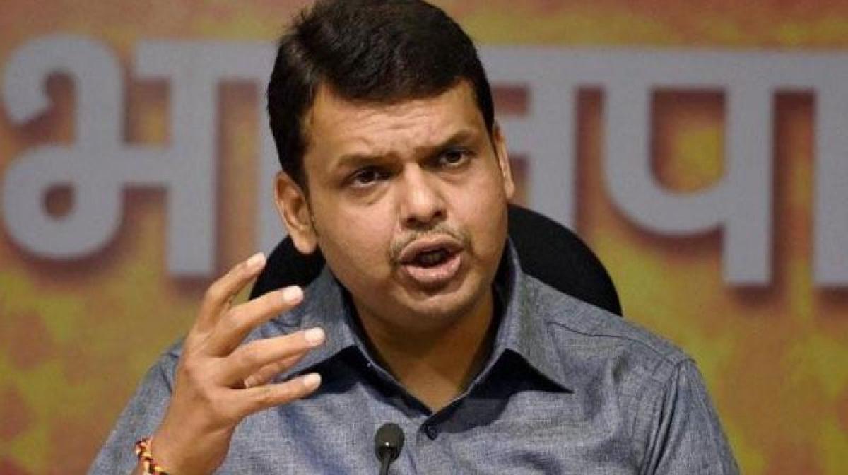 Maharashtra CM Fadnavis Meets Narendra Modi on NEET issue