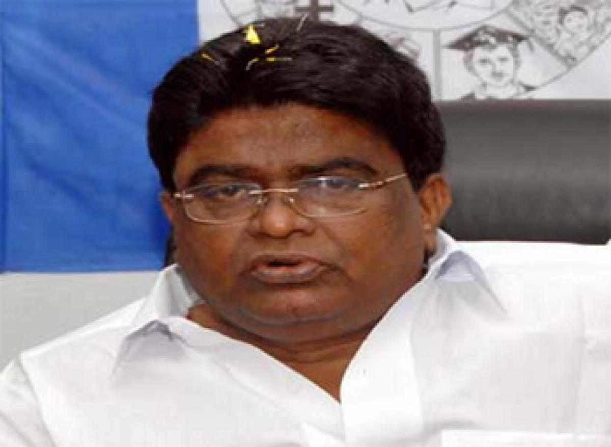 YSRCP MLA Jaleel meets CM; denies joining TDP