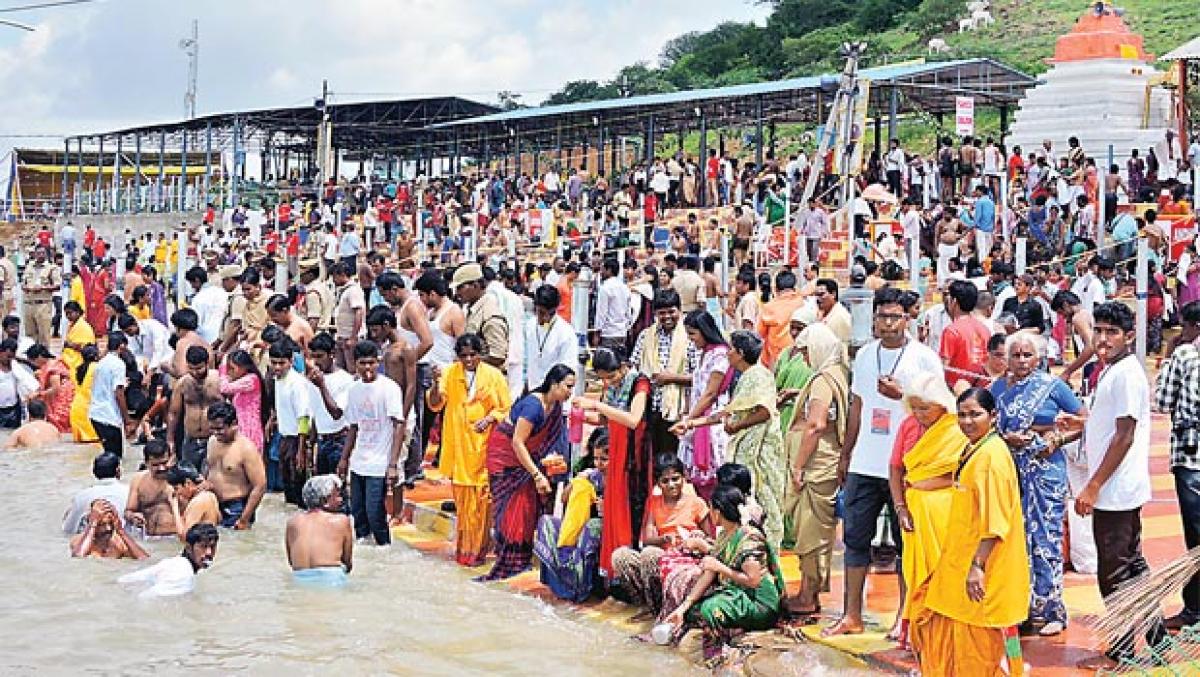 1.32 lakh pilgrims visit Sangameswaram
