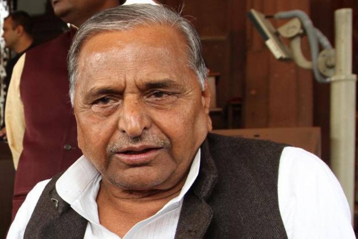 Gang Rape is impractical says Mulayam Singh Yadav