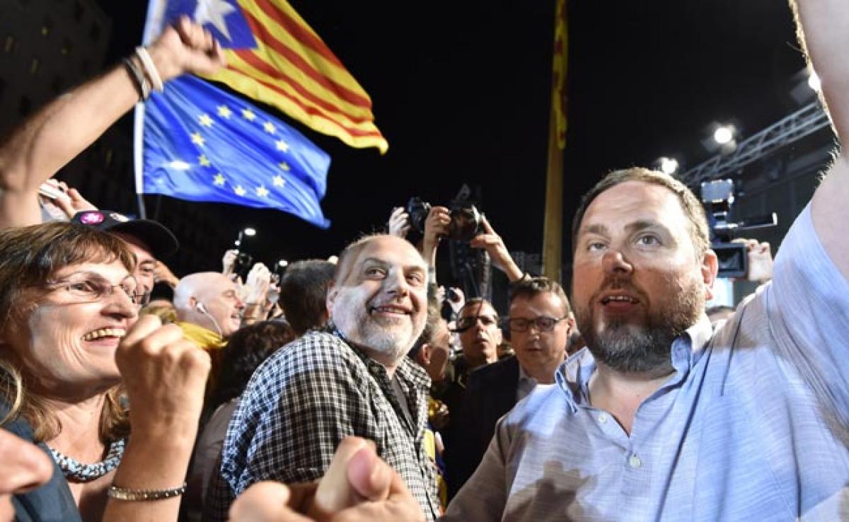Catalonia Calls For Scotland-Style Independence Referendum