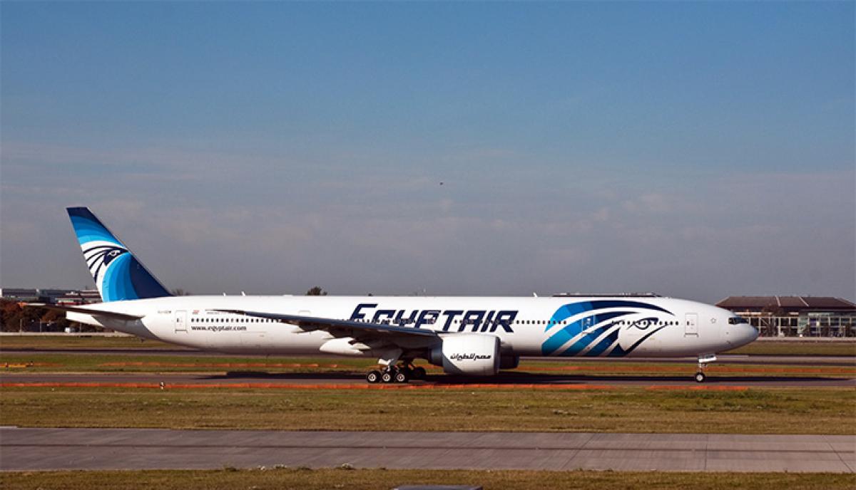 Massive search for missing Egypt Air flight